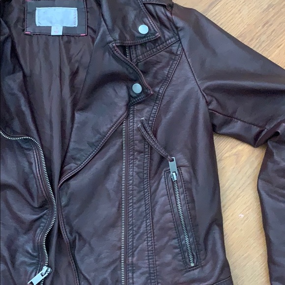 Leather jacket - Picture 3 of 5